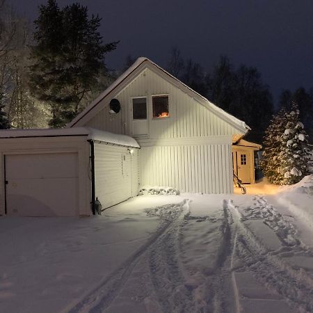 Own Room With Big Bed In A Big House! Lulea Exterior photo