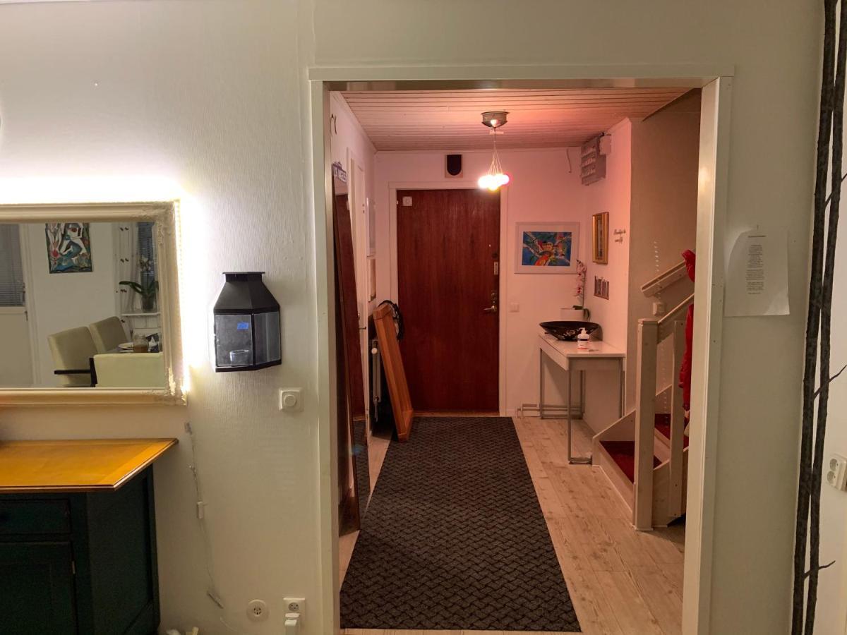 Own Room With Big Bed In A Big House! Lulea Exterior photo